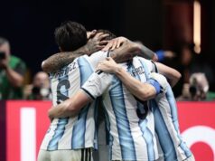 Con el corazón en la mano, Argentina dejó en claro que un campeón del mundo nunca se rinde
