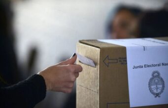 La democracia domesticada